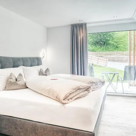 Gstrein - Including Silvretta Premium Summercard Apart Otel 3*