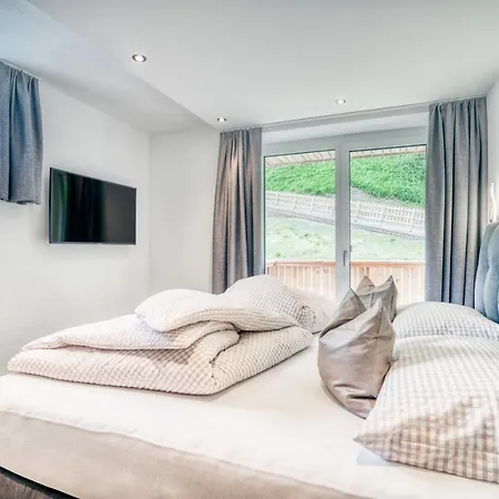 Gstrein - Including Silvretta Premium Summercard Apart Otel