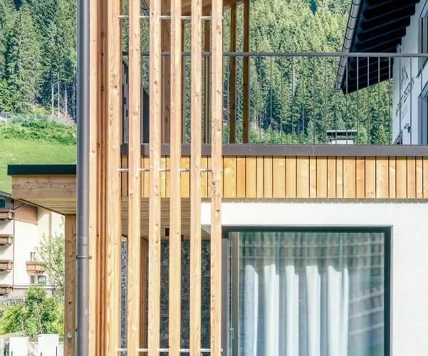 Gstrein - Including Silvretta Premium Summercard Aparthotel 3*