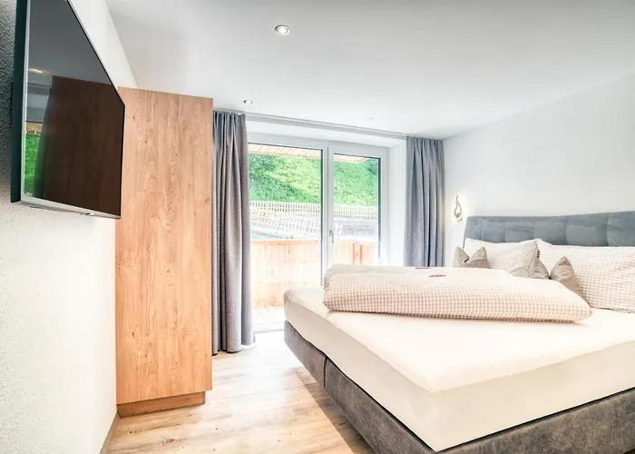 Aparthotel Gstrein - Including Silvretta Premium Summercard